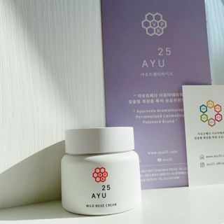 AYU25[아유트웬티파이브]다마스크로즈워터 베이스 천연 수분 촉촉 크림 — 5점을 준 리뷰어가 2021년 3월 올린 사용 사진