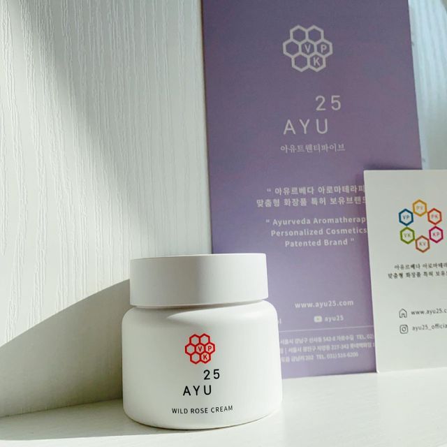 AYU25[아유트웬티파이브]다마스크로즈워터 베이스 천연 수분 촉촉 크림 리뷰 사진