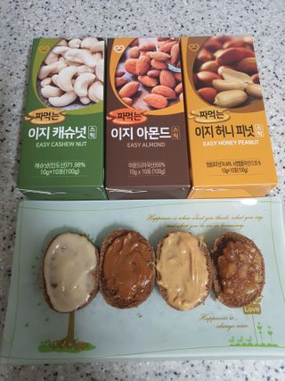 짜먹는 이지견과 짜먹는 이지아몬드, 짜먹는 이지허니피넛, 짜먹는 이지캐슈넛 각 10g X  10포 — 5점을 준 리뷰어가 2021년 2월 올린 사용 사진