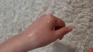 스킨큐어 산다화 비타민c 화이트닝 에센스 30ml — 5점을 준 리뷰어가 2023년 12월 올린 사용 사진