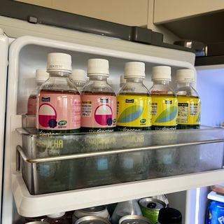 더그레잇티 콤부차 [매일유업] 더그레잇티 44kcal 콤부차 300ml *12개입 (오리지널 6개+베리리치 6개) — 4점을 준 리뷰어가 2023년 8월 올린 사용 사진