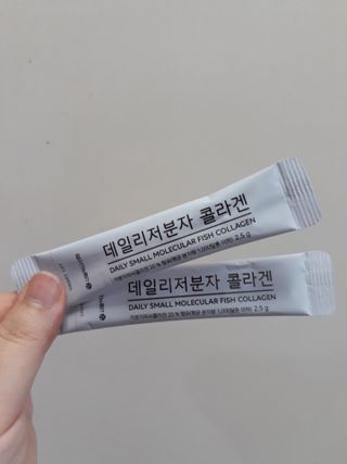 서울약사신협_데일리저분자콜라겐_2.5g x 100포 — 5점을 준 리뷰어가 2021년 5월 올린 사용 사진
