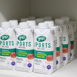 셀렉스스포츠 셀렉스 스포츠 웨이 프로틴 복숭아_ 330ml x 12팩 — 5점을 준 리뷰어가 2021년 10월 올린 사용 사진