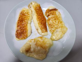 앙투어솔레 아일랜드 구워먹는 치즈 100 자연 치즈 와인안주 300g(100g x 3팩) — 5점을 준 리뷰어가 2022년 8월 올린 사용 사진