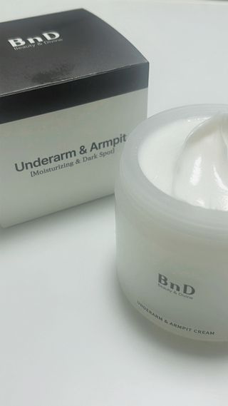 비엔디 프리용[한/영]BnD 바디 미백 겨드랑이 크림 — 5점을 준 리뷰어가 2024년 10월 올린 사용 사진