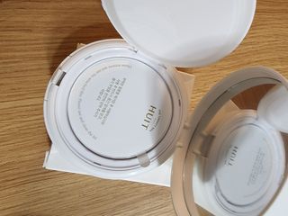 위뜨 글로시 레이어 쿠션 — 4점을 준 리뷰어가 2022년 7월 올린 사용 사진