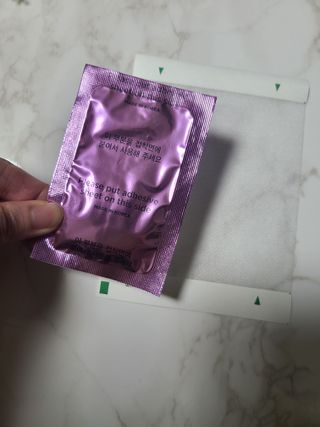 [레제르] 아로마 수액패치 발패치 30매입 -라벤더향/유칼립투스향/대나무향 — 5점을 준 리뷰어가 2022년 4월 올린 사용 사진
