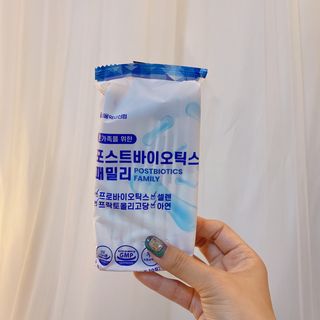 서울약사신협_포스트바이오틱스패밀리_5g x 100포 — 5점을 준 리뷰어가 2021년 5월 올린 사용 사진