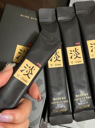 담소은 자극없는 무알콜 휴대용 한방가글 스틱 가글담 — 5점을 준 리뷰어가 2022년 10월 올린 사용 사진