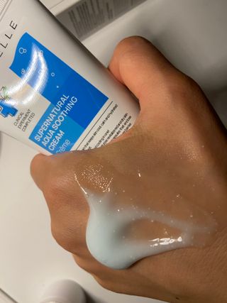 랑벨 수퍼내츄럴 아쿠아 수딩 크림 100ml — 4.5점을 준 리뷰어가 2022년 6월 올린 사용 사진