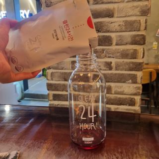 클린24시간 1BOX(5포) + 전용보틀(500ml) — 5점을 준 리뷰어가 2023년 5월 올린 사용 사진