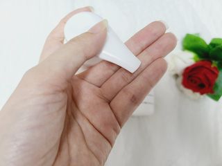 [HUREX] 휴렉스 볼류마이징 탈모완화 기능성 샴푸 본품+휴대용 — 5점을 준 리뷰어가 2021년 7월 올린 사용 사진