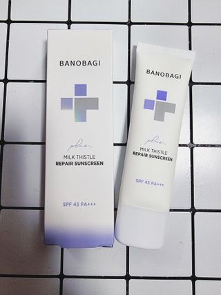 바노바기 코스메틱 바노바기 밀크씨슬 리페어 시카 선스크린 플러스 50ml — 5점을 준 리뷰어가 2023년 1월 올린 사용 사진