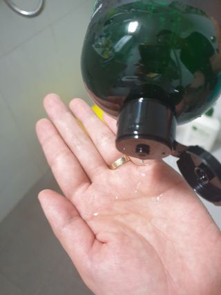 블랙페블 남성청결제 올인원 바디워시 클린 웨이브 — 5점을 준 리뷰어가 2021년 6월 올린 사용 사진