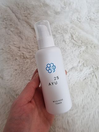 AYU25[아유트웬티파이브] 피부건강에 꼭 필요한 pH 약산성 와일드 로즈토너 — 5점을 준 리뷰어가 2021년 4월 올린 사용 사진