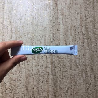 셀렉스스포츠 셀렉스 밀크세라마이드 저분자피쉬콜라겐 28포 X 1박스 — 5점을 준 리뷰어가 2021년 8월 올린 사용 사진