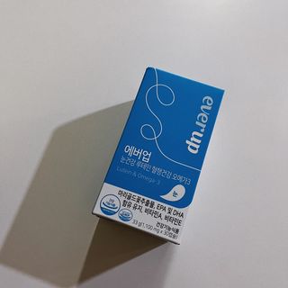 [몸엔용] 에버업 멀티비타민&미네랄, 눈건강 루테인 혈행건강 오메가3, 면역 프로바이오틱스 3종 택1 — 5점을 준 리뷰어가 2022년 4월 올린 사용 사진