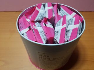 서울약사신협_데일리저분자콜라겐_2.5g x 100포 — 5점을 준 리뷰어가 2021년 5월 올린 사용 사진