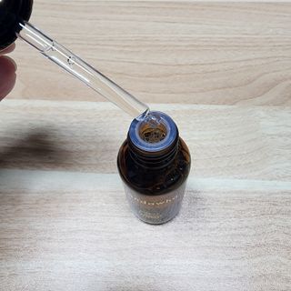 스킨큐어 산다화 비타민c 화이트닝 에센스 30ml — 5점을 준 리뷰어가 2023년 9월 올린 사용 사진