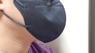 애니가드 셋업마스크 4컬러 각 10매입 [크리미베이지, 캐시미어로즈, 초콜렛브라운, 미드나잇네이비] — 5점을 준 리뷰어가 2022년 2월 올린 사용 사진