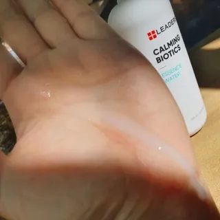 리더스코스메틱 리더스 카밍 바이오틱스 #1등 진정 기획세트 [에센스 워터150ml + 크림 마스크80ml] — 5점을 준 리뷰어가 2022년 9월 올린 사용 사진
