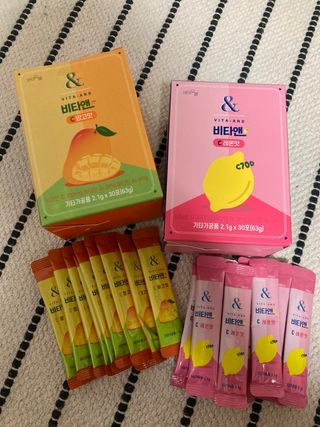 비타앤C 레몬맛, 망고맛 — 3점을 준 리뷰어가 2021년 7월 올린 사용 사진