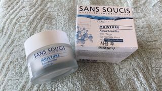 산수시 아쿠아 베네핏 24h 수부지 물광 속건조 수분크림 50ml — 5점을 준 리뷰어가 2021년 7월 올린 사용 사진
