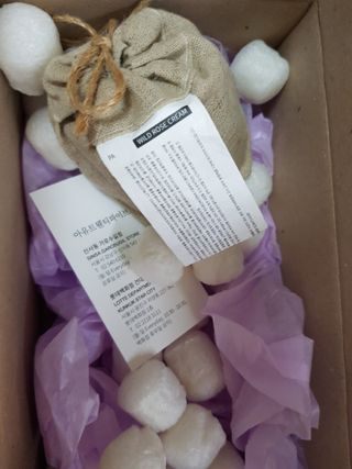 AYU25[아유트웬티파이브]다마스크로즈워터 베이스 천연 수분 촉촉 크림 — 5점을 준 리뷰어가 2021년 4월 올린 사용 사진