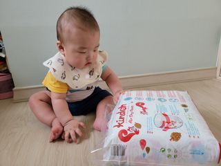 킨도 프리미엄 에어드라이v2 팬티형 기저귀 — 5점을 준 리뷰어가 2021년 5월 올린 사용 사진