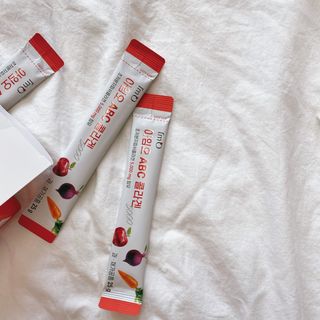 아임오 ABC 콜라겐 젤리 14포 — 5점을 준 리뷰어가 2021년 7월 올린 사용 사진