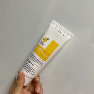 랑벨 비타 에너지 잡티 크림 75ml (피부 속 기미완화크림) — 4.5점을 준 리뷰어가 2022년 6월 올린 사용 사진