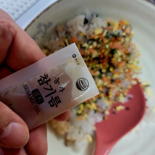 해풀잎 누구나 김밥*1ea [(혼합야채 35g *1ea,  김밥김 (5g, 5ea),  양념간장 (6g, 5ea), 참기름(5g, 2ea)] — 4.5점을 준 리뷰어가 2022년 10월 올린 사용 사진