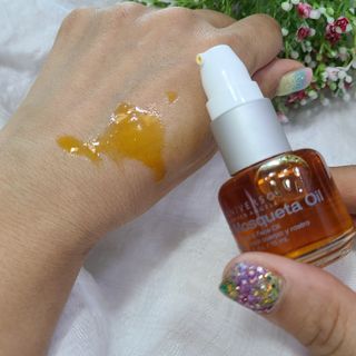 유니베르소 로즈힙 오일 15ml — 4.5점을 준 리뷰어가 2021년 7월 올린 사용 사진