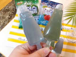 롯데제과 죠스바 아이스 톡톡 젤리 — 5점을 준 리뷰어가 2021년 10월 올린 사용 사진