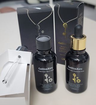 코매료 셀인키 리바이탈 퍼펙트 세럼 2종(천연오일100프로+순수비타민c150,000ppm) — 4.5점을 준 리뷰어가 2024년 2월 올린 사용 사진