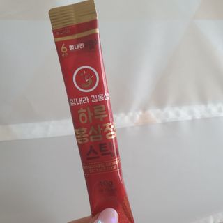힘내라김홍삼 하루홍삼정스틱 10g x 10포 — 5점을 준 리뷰어가 2021년 5월 올린 사용 사진