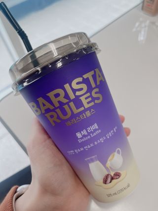 바리스타룰스 돌체 라떼 — 5점을 준 리뷰어가 2023년 4월 올린 사용 사진