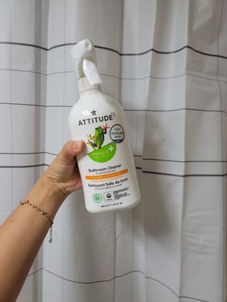 에티튜드 천연 욕실 클리너 시트러스제스트 향 (800ml) — 5점을 준 리뷰어가 2022년 9월 올린 사용 사진