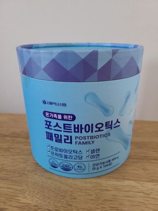 서울약사신협_포스트바이오틱스패밀리_5g x 100포 — 5점을 준 리뷰어가 2021년 3월 올린 사용 사진