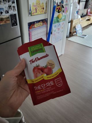 제이제이바이오 더단마토 프리미엄주스 100ml 30팩입 - 무설탕 스테비아 토마토즙 — 5점을 준 리뷰어가 2021년 11월 올린 사용 사진