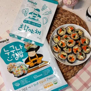 해풀잎 누구나 김밥*1ea [(혼합야채 35g *1ea,  김밥김 (5g, 5ea),  양념간장 (6g, 5ea), 참기름(5g, 2ea)] — 4.5점을 준 리뷰어가 2022년 10월 올린 사용 사진