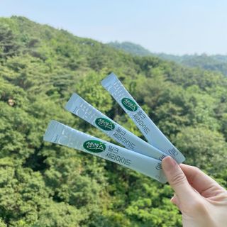 셀렉스스포츠 셀렉스 밀크세라마이드 저분자피쉬콜라겐 28포 X 1박스 — 5점을 준 리뷰어가 2021년 6월 올린 사용 사진