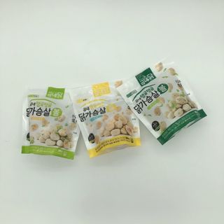 굽네몰 [굽네] 탱글탱글 닭가슴살볼 3종, 닭가슴살 오븐 스테이크 3종 — 5점을 준 리뷰어가 2021년 5월 올린 사용 사진
