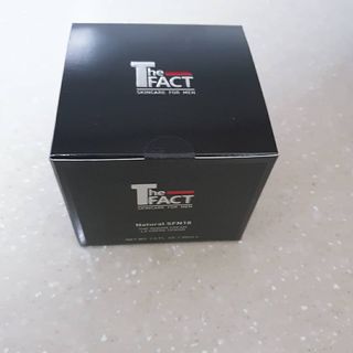 The Fact 더 팩트 내추럴 에스에프엔 에이틴 시니어 크림 — 5점을 준 리뷰어가 2021년 3월 올린 사용 사진