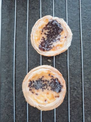디앙뜨 포르투갈 에그타르트 오리지널 맛+패션후르츠+초콜릿타르트 맛 중 택1 — 5점을 준 리뷰어가 2021년 8월 올린 사용 사진