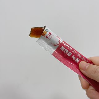 [몸엔용] 녹용 담은 탱탱 콜라겐 녹용 콜라겐 젤리 15g x 20포 — 5점을 준 리뷰어가 2022년 4월 올린 사용 사진