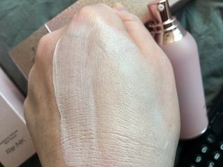 리엔케이 핑크 볼륨 래디언스 컬러크림 스페셜 에디션 3종 — 5점을 준 리뷰어가 2022년 10월 올린 사용 사진