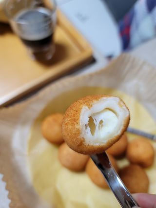 가치식탁 리얼쫀득치즈볼 — 5점을 준 리뷰어가 2021년 2월 올린 사용 사진