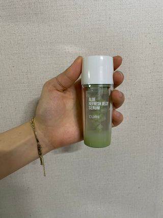 김정문알로에 큐어 큐어 알로에 리프레쉬 젤리 세럼, 큐어 알로에 하이드로 젤리 크림 — 5점을 준 리뷰어가 2021년 4월 올린 사용 사진