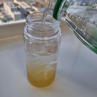 몽베스트 Montbest with Sparkling water Lemon OR Lime 20병(랜덤) — 4.5점을 준 리뷰어가 2021년 10월 올린 사용 사진